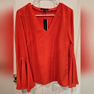 NWT Banana Republic Women's Vibrant Red V-Neck Top Size--Medium